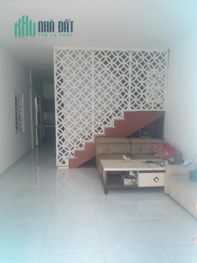 Tân Phú - Nhà Đẹp - Hẽm To - Diện Tích Lớn - Cạnh Mặt Tiền - Chỉ 2.35 Tỷ (Tl)