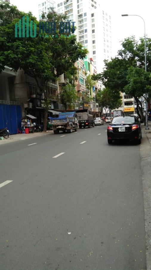Bán nhà mặt tiền Lý Chính Thắng ,Quận 3,DT 3.7*17m,trệt 5 lầu,giá 24 tỷ TL.