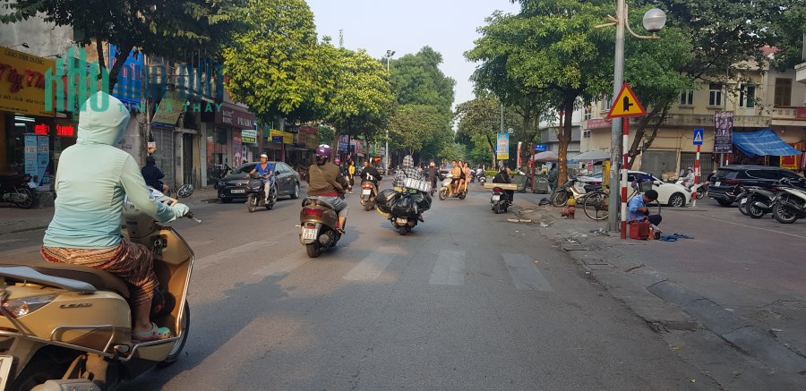 MẶT NGÕ, LÔ GÓC, KINH DOANH, VỈA HÈ, ÔTÔ TRÁNH, GIÁ BẤT NGỜ, Ở LUÔN.