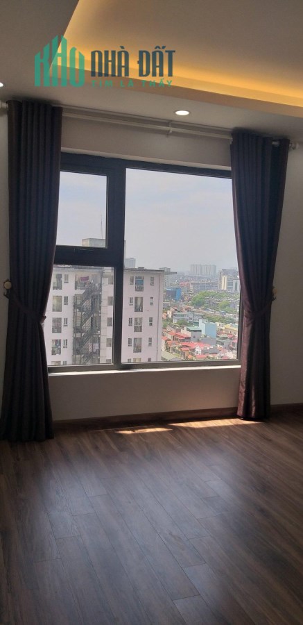 Bán căn góc 3 phòng ngủ Đông Nam chung cư Việt Đức Complex 2.7 tỷ 0985800205