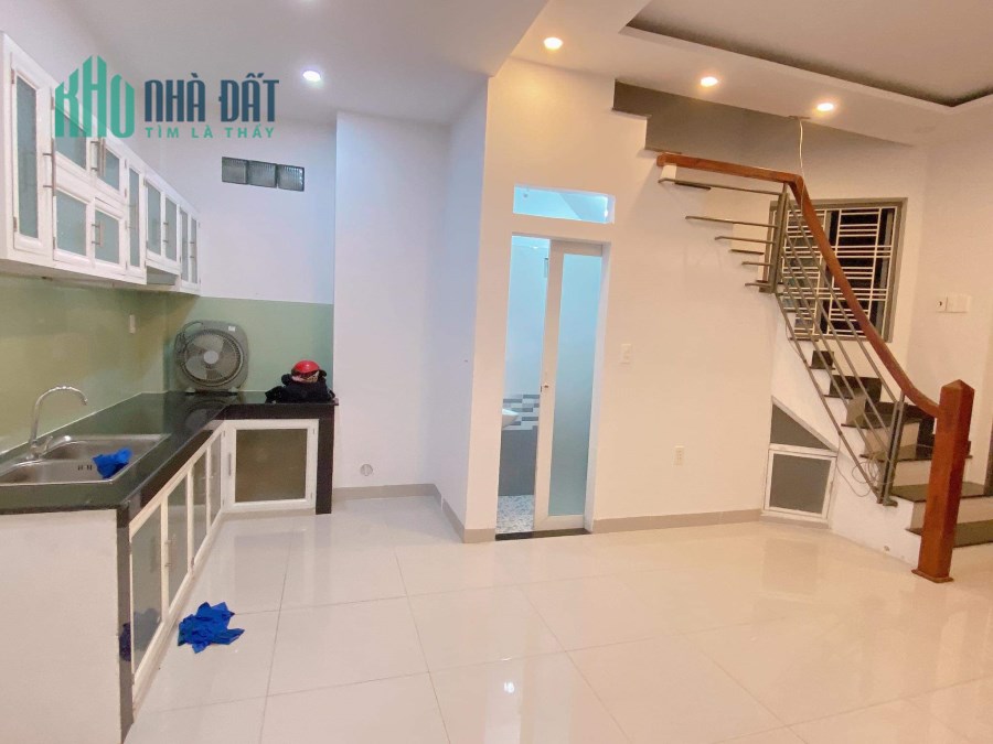 Bán nhà khu bắc hải HXH Quận Tân Bình,45m2,giá chỉ 5 tỷ