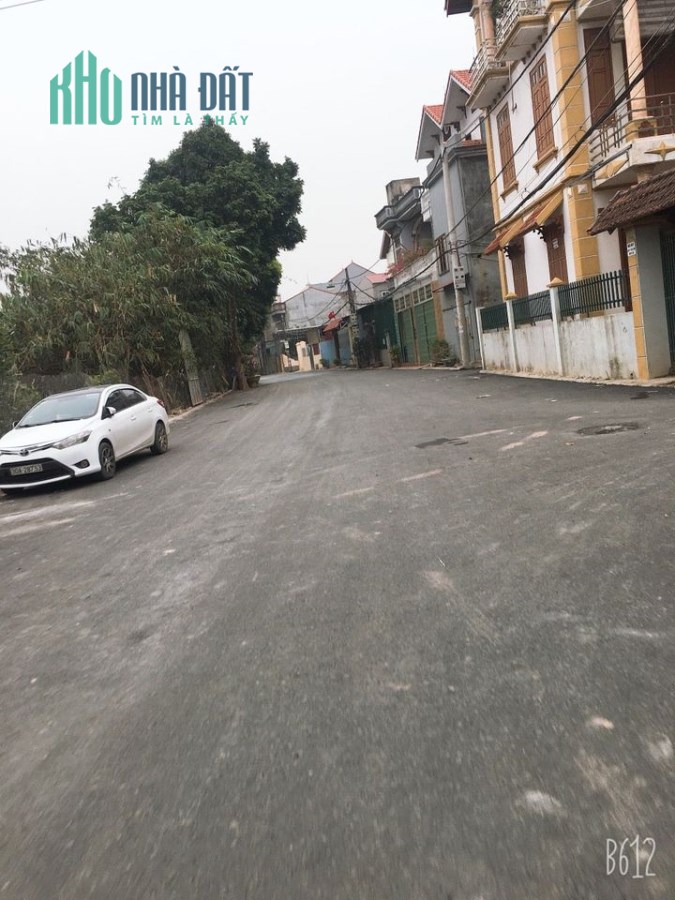 Cuối năm cần tiền làm ăn Bán 97m2 Thôn Cam, Cổ Bi giá 34Tr/m2. (Bao sang tên).