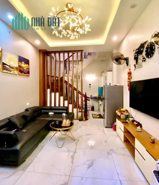 Bán nhà ngõ Chợ Khâm Thiên 30m2, 5 tầng, nội thất đẹp như ảnh. Giá 2.75 tỷ