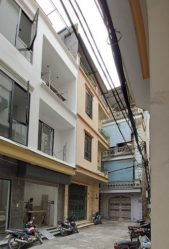Cho thuê nhà số 27 ngõ 8 Tôn Thất Thiệp, Ba Đình, 22tr, 0913230437