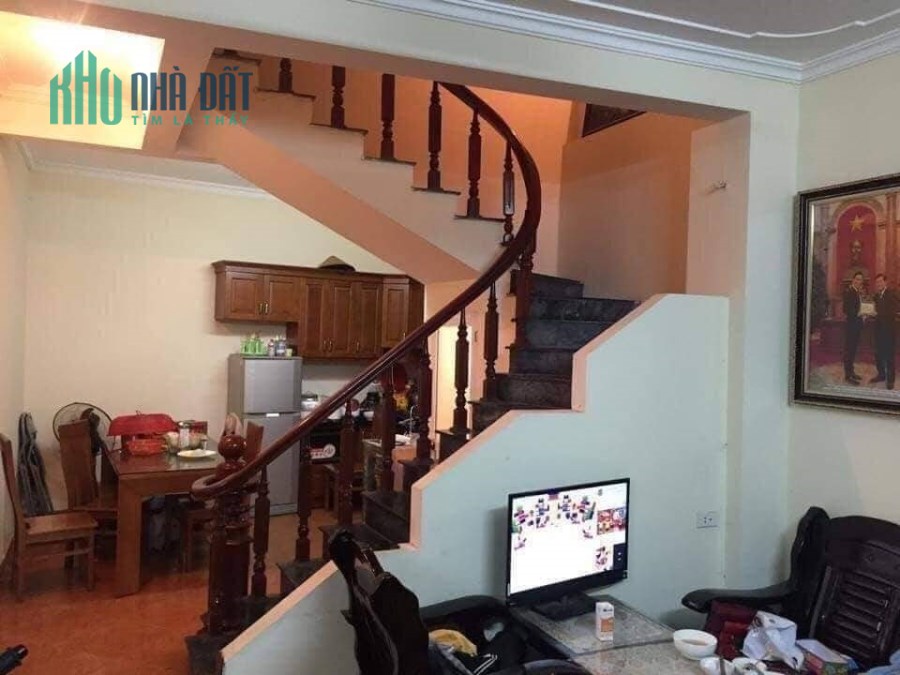 Bom tấn, Lô góc, ô tô tránh, kinh doanh, 65m2 giá 6,3 tỷ.