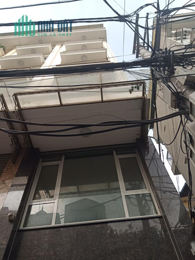 BOM TẤN. Mặt phố Mễ Trì Thượng 7 tầngThông sànThang máyVỉa hèLô gócKinh doanh đỉnh.