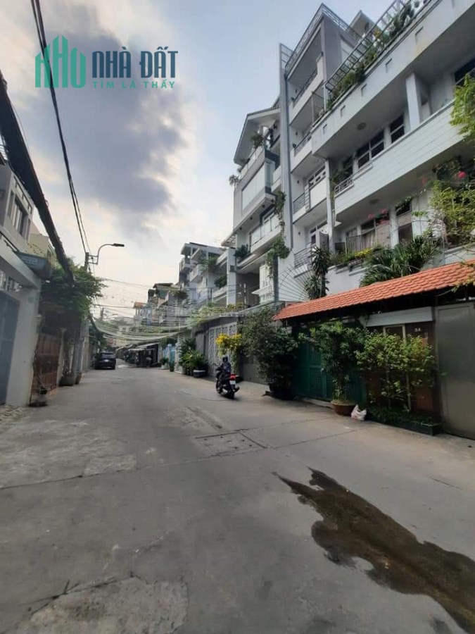 Xe hơi quay đầu, đường 3/2, quận 10, 55m2, chỉ 7 tỷ, LH: 0933233236.