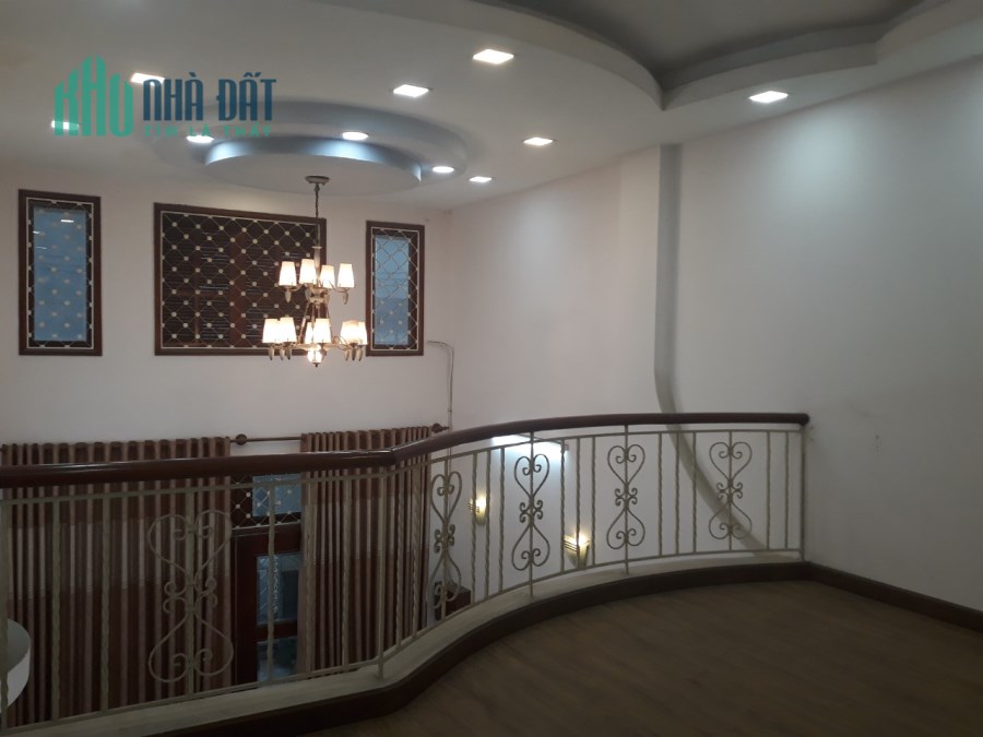 Bán khách sạn MT Nguyễn Du, P. Bến Thành, Q1, 10x20m, 8 tầng, 40P giá 46 tỷ