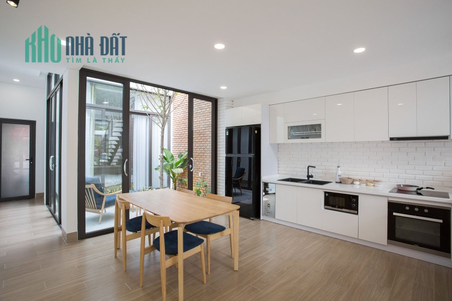 Bán nhà mặt tiền Trần Quang Khải, Quận 1, DT 7.5x18m, 3 lầu, giá 52 tỷ, vị trí tuyệt đẹp