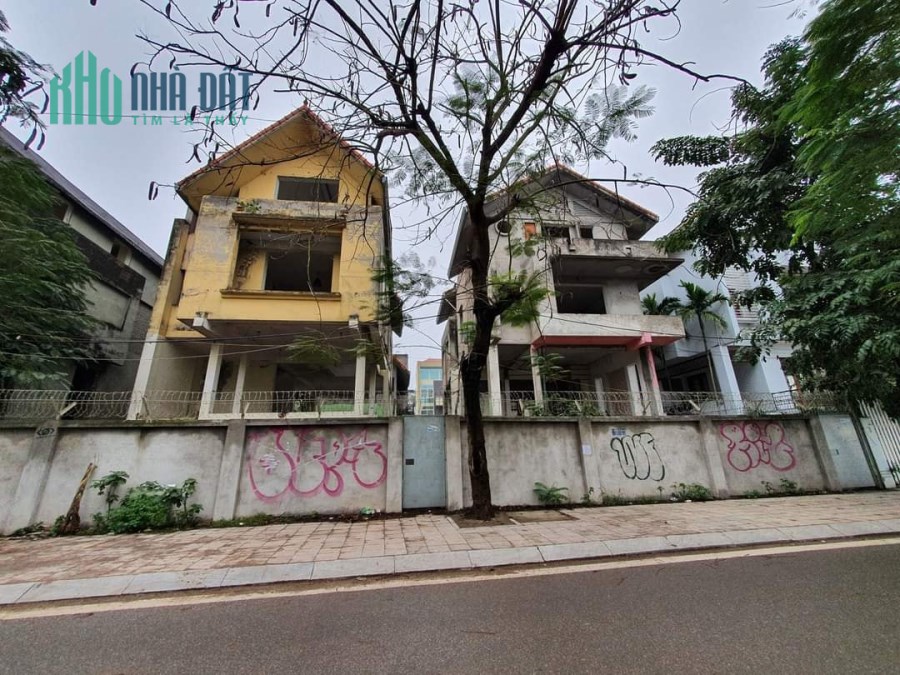 BIỆT THỰ siêu VIP mặt Hồ Tây - Quảng An DT 244 m giá 134 tỷ- LH 0981588619.