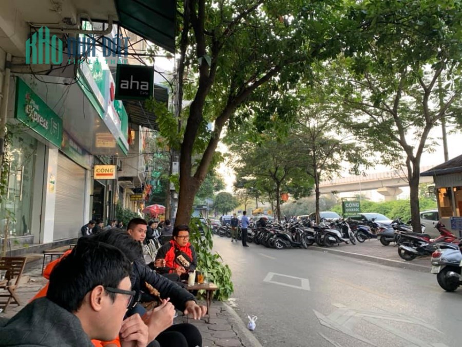 Mặt Phố, VIEW Hồ, Hoàng Cầu, Đống Đa, 56m*5T*MT5m, 22 tỷ, Kinh Doanh Sầm Uất, Vỉa Hè.LH:0397194848