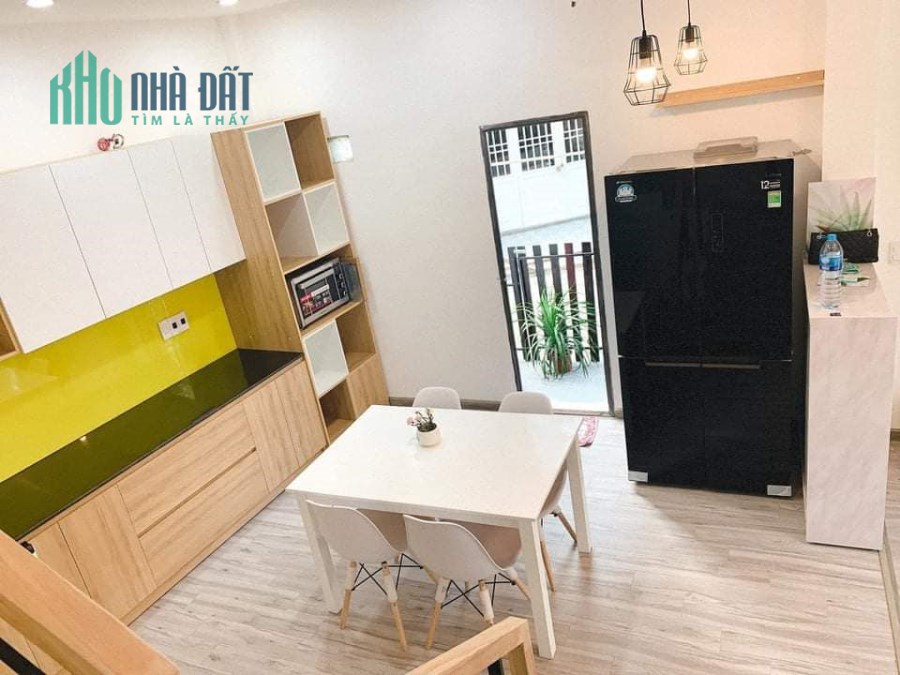 Bán nhà Phường 10, Quận Tân Bình 27m2_ 1T2L tặng toàn bộ nôi thất chỉ 3.X Tỷ