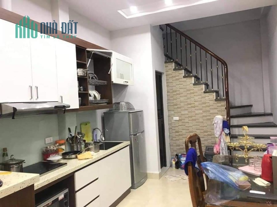 SIÊU HOT - BÁN NHÀ PHỐ CHÙA QUỲNH - HAI BÀ TRƯNG - KINH DOANH, 45M, 4TẦNG, NHỈNH 4TỶ 0946963988.