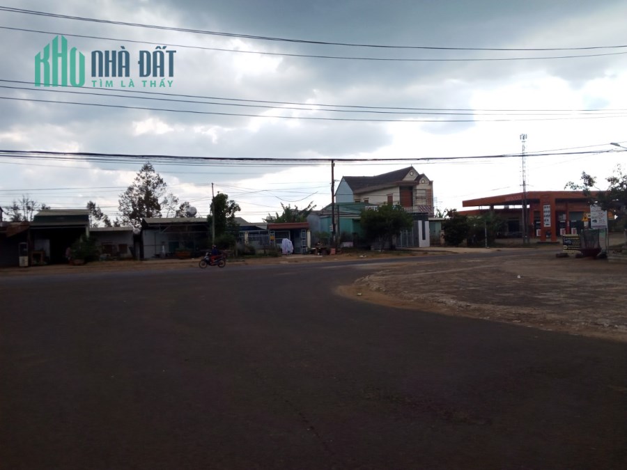 Cần sang nhượng lô đất sổ đỏ VV đường Phan Đình Phùng TT Phú Hòa, ChưPăh
