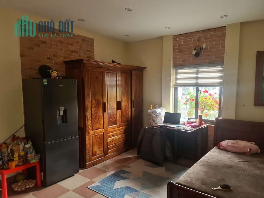 HIẾM CÓ, Lô góc, ngõ rộng, Cát Linh 47M x 4 tầng, giá 4.7 tỷ LH 0981588619.