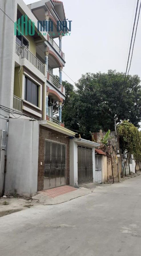 Bán nhà TT Đông Anh 4 tầng, 94m2 Vỉa hè, Kinh doanh, ô tô tránh 4.5 tỷ.