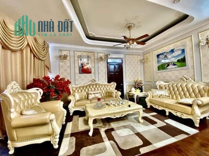 Bán nhà Mặt phố Bà Triệu, Hà Nội, DT: 290m2 x 10 tầng, Giá: 250 tỷ