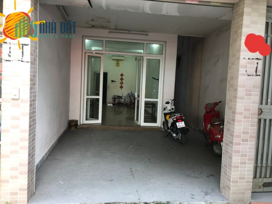 Lô góc một mặt đường Giải Phóng + mặt ngõ oto tránh đỗ, Kinh doanh tốt, 151m2, 14,5tỷ