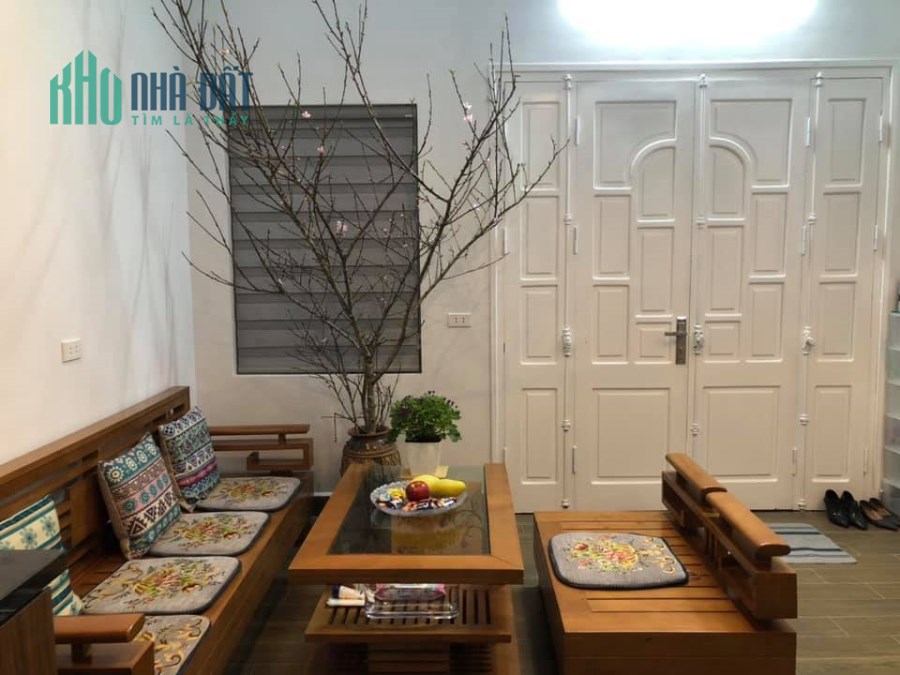 Bán nhà Trương Định 38m2*5T*MT6.5m, giá 4.1tỷ