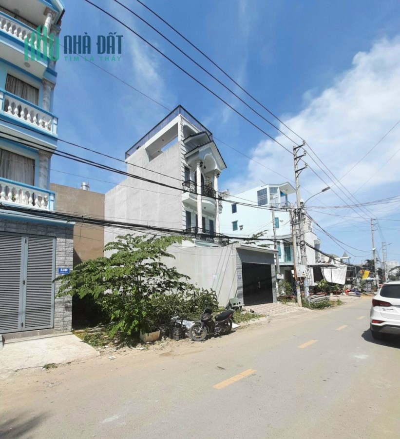 Bán lô đất mặt tiền đường số 10, Hiệp Bình Phước, TP Thủ Đức