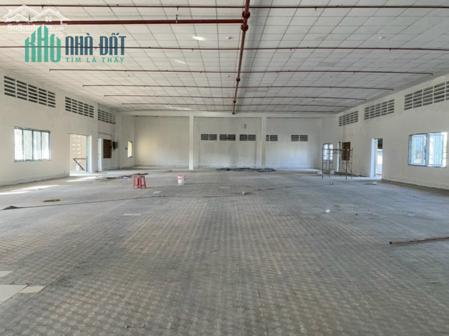 Cần cho thuê kho xưởng mặt tiền QL 1A HBP Thủ Đức 740m2
