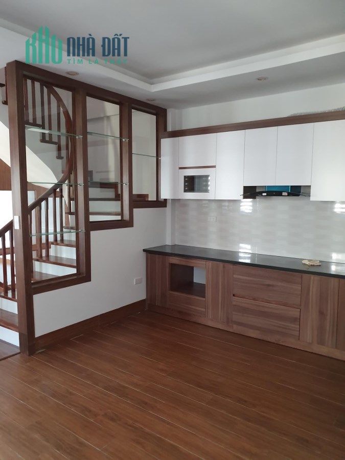 BA ĐÌNH-HOÀNG HOA THÁM-NHÀ MỚI-GẦN PHỐ-Ô TÔ-46 M-MT 4,5 m-7,9 Tỷ.