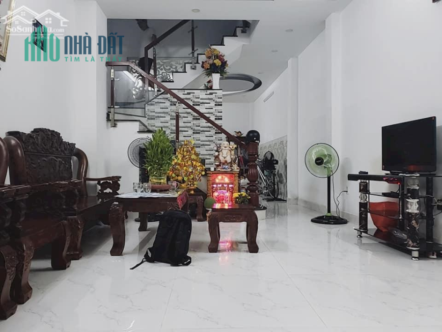 Chủ ngộp giảm 10% Quận 10- 36m2 4 tầng BTCT 8 người ở còn 4 tỷ 6 tl(0902664082)