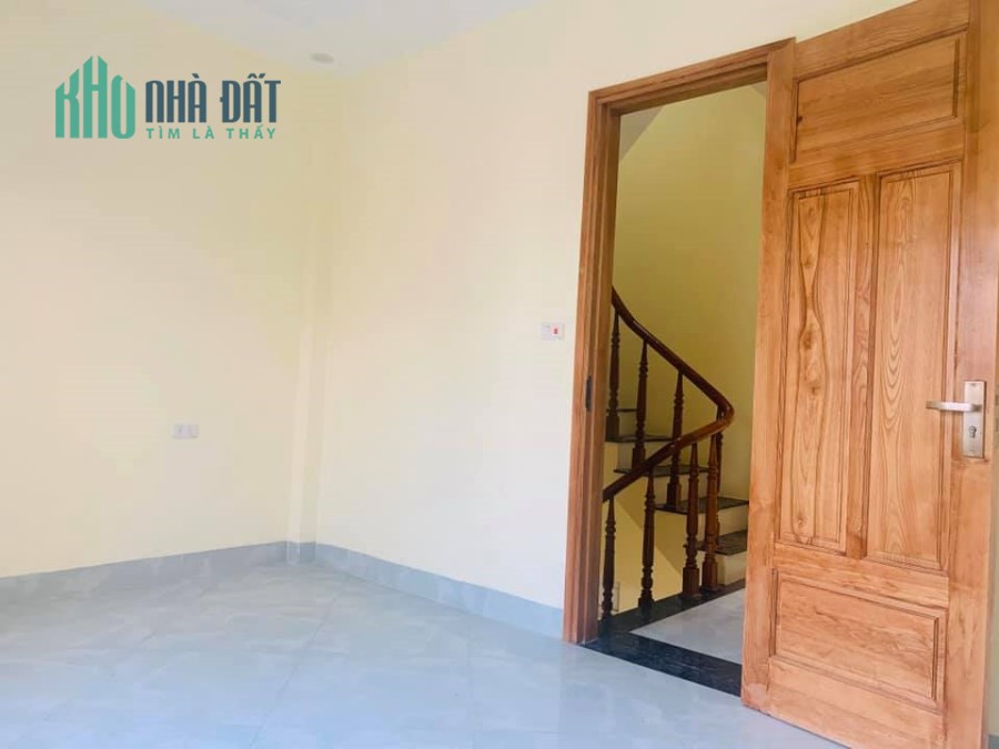 BÁN NHÀ MỚI NGÕ 288 HOÀNG MAI, 50M Ô TÔ ĐỖ, 40M, 4 TẦNG, 3 TỶ 45. LH 0945262238