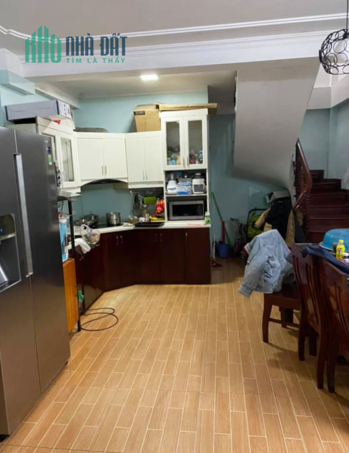 Bán nhà phố Khương Đình 35m2, 5 tầng, MT 4.2m, về ở ngay. Giá 2,9 tỷ