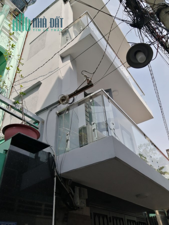 Cần tiền làm ăn, bán gấp nhà đẹp, mới, 3 tầng Âu Cơ, Tân Phú chỉ 4,3 tỷ, TL