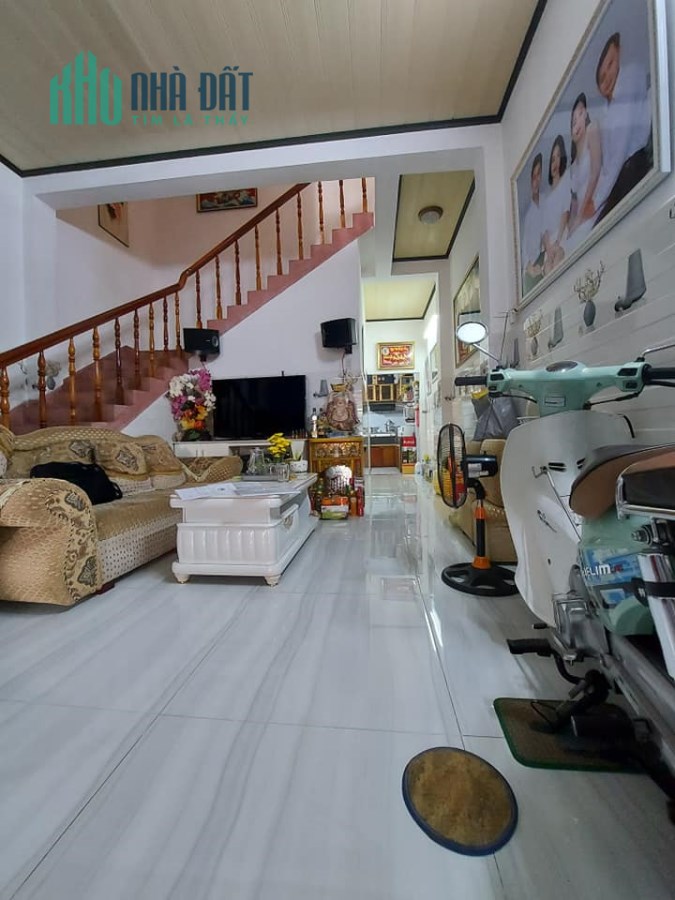 Bán nhà HXT Tân Bình, 63m2 sổ hồng chính chủ, Covid cần bán gấp giá rẻ