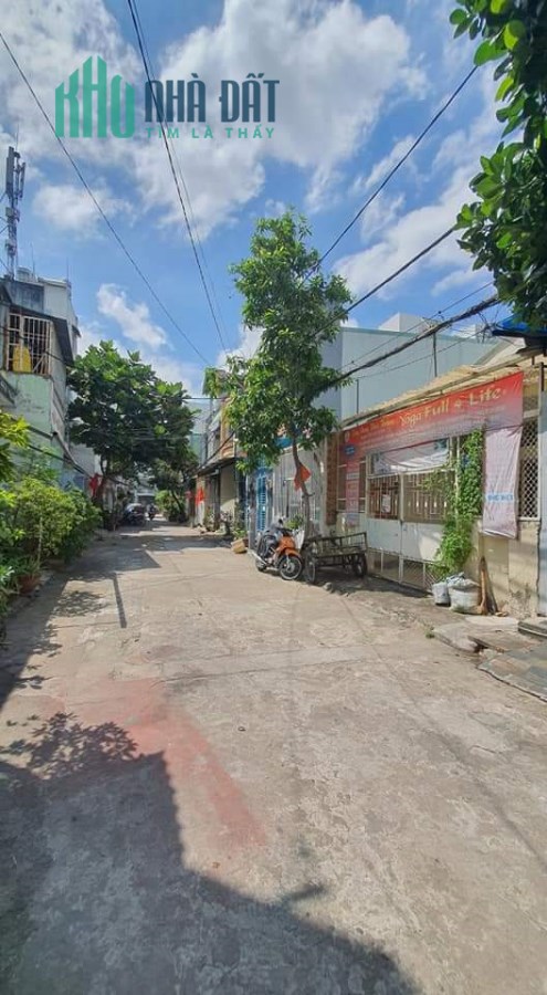 Bán đất tặng nhà cấp 4 diện tích 90m, hẻm xe tải Gò Dầu Tân Phú chỉ 7,2 tỷ TL sâu