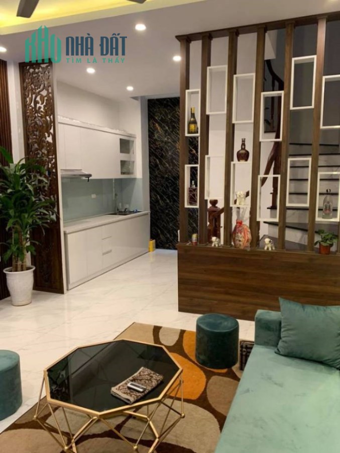 Bán nhà Khâm Thiên 39m2, 5 tầng, nhà mới về ở luôn. Giá 3,5 tỷ