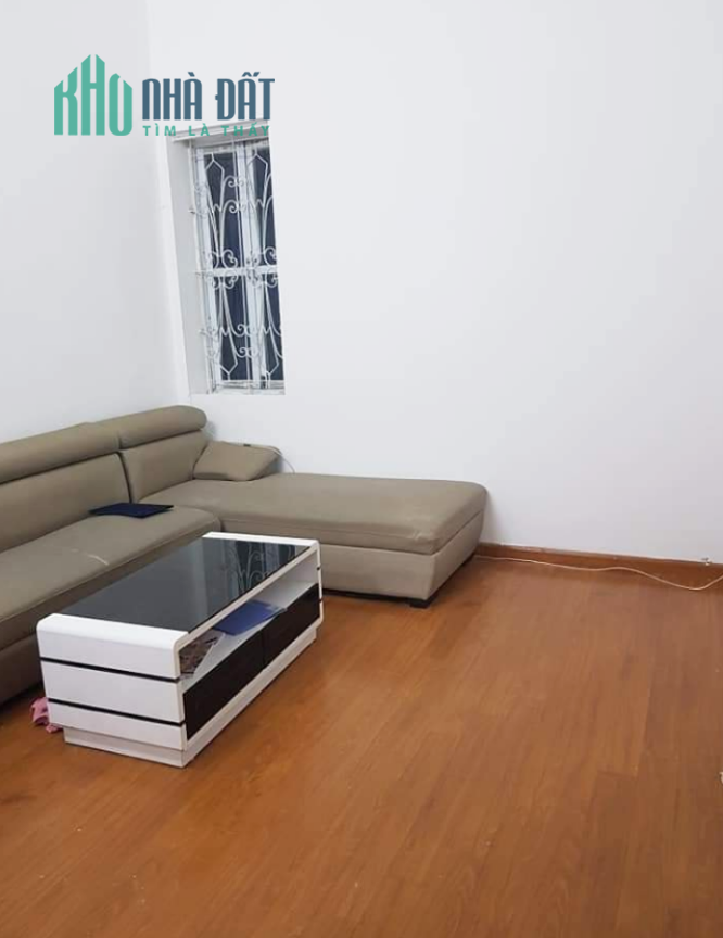 Bán nhà số 17 Hồ Cây Sữa, Khâm Thiên 33m2, 4 tầng, hướng ĐN - 2,7 tỷ