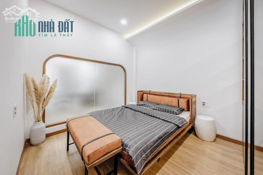 Mặt tiền Quận 10 Tô Hiến Thành 40m2 dòng tiền sẵn 18tr chỉ 5 tỷ 9 tl (0902664082)