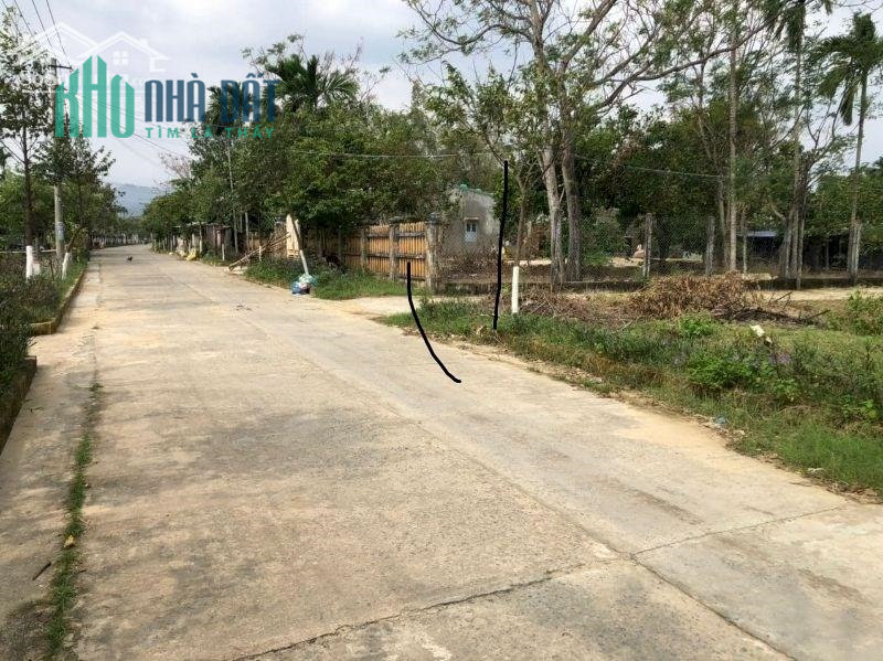Cần tiền bán nhanh lô đất 125m2 đường bê tông 4m- Hòa Tiến