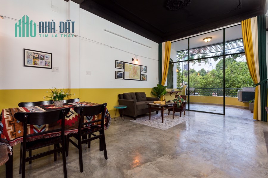 Cho thuê lô đất 3 mặt tiền đường Chi Lăng ( ngay TTTP_ Đà Nẵng ). + Diện tích 490m2, ngang 22m5,