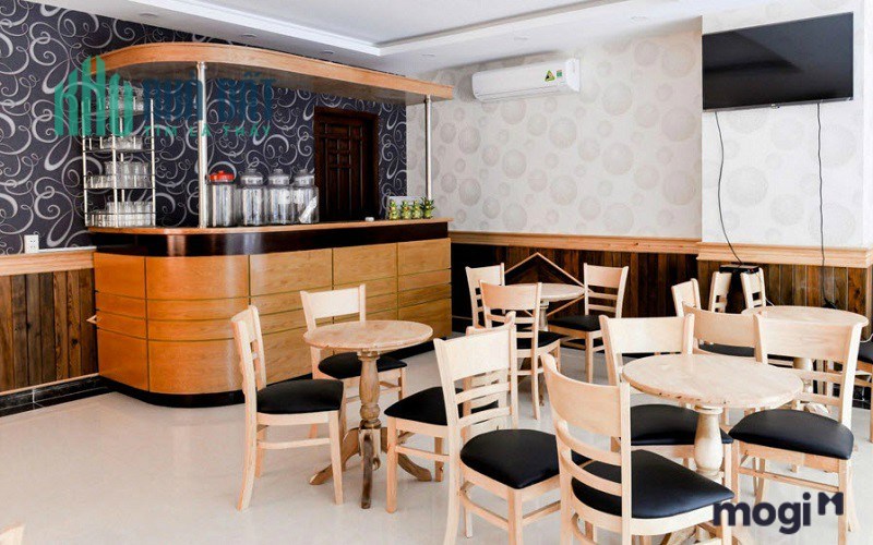 Cho thuê mặt bằng 2 mặt tiền Phan Đăng Lưu Diện tích: 175m2 ngang 10m