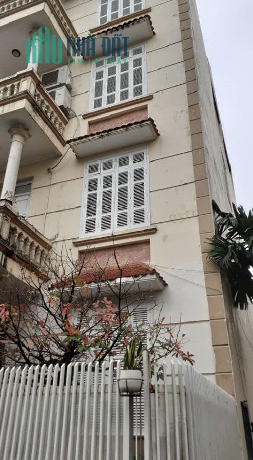 Biệt thự 4 tầng Võ Chí Công, Tây Hồ 290m2, MT 9M Lô góc, Gara ô tô giá 16 tỷ.