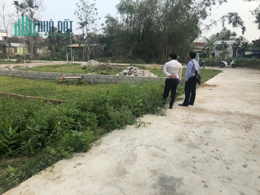 Cần bán nhanh 300m2 đất ở đường 6m khu vực Hòa Tiến