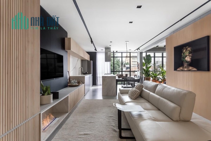 Bán nhà mt Nguyễn Văn Linh. + Diện tích lớn 624m2, ngang rộng 18m.