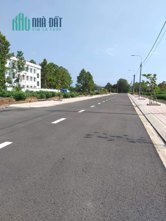 Bán đất gần trường tiểu học Nguyễn Viết Xuân