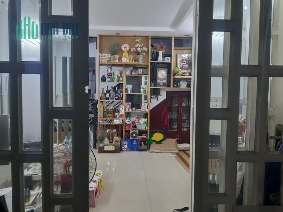 Bán gấp nhà Ba Tháng Hai, Phường 14, Quận 10, HXH, 52m, giá chỉ 6,6 tỷ.