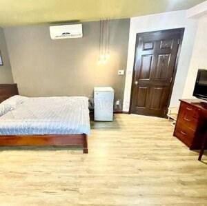 Gia đình bán nhanh Mặt phố Bạch Đằng giá 3,6 tỷ, 25m2, MT hơn 6m.