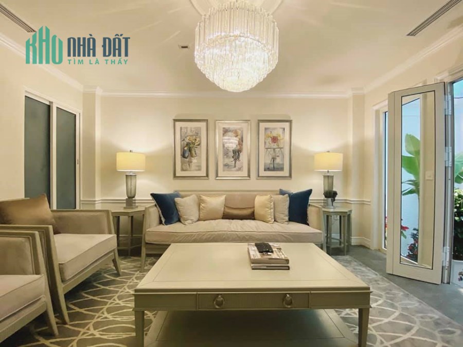 Bán nhà phân lô cao cấp Quận Ba Đình - dành cho chính khách - 102 m2 x 6 T - ô tô - thang máy