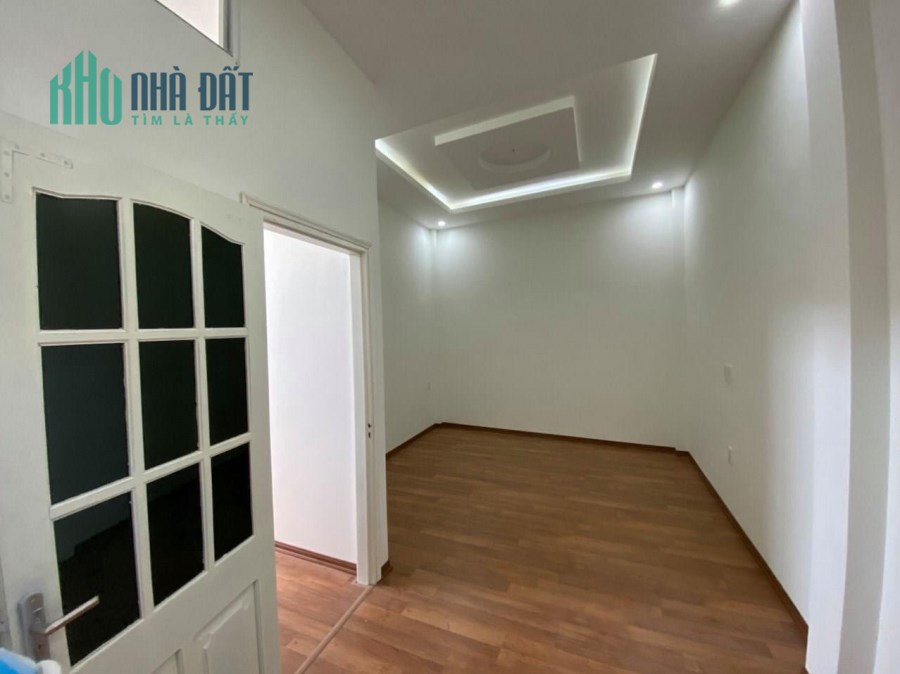 NHÀ ĐẸP PHỐ THANH NHÀN, 43M2, 4 TẦNG, NHỈNH 3,5 TỶ.