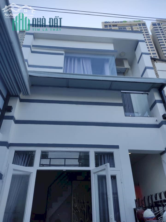 Lê Hồng Phong Quận 10 - 55m2 công nhận đủ hẻm thẳng còn 6 tỷ 7(0902664082)