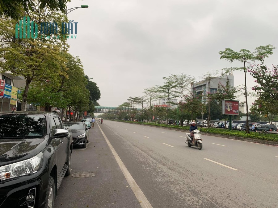 BÁN GẤP NHÀ MẶT PHỐ NGÔ GIA TỰ, LONG BIÊN, HÀ NỘI. 0976005168.