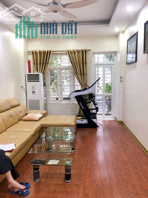 Tô Hiến Thành Quận 10 - 60m2 3 tầng BTCT- hẻm 6m thông giá 8 tỷ (0902664082)