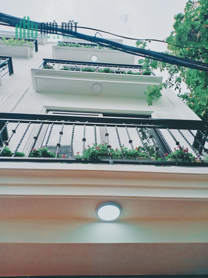 Bán nhà Tôn Đức Thắng - 34m2*4T - MT 4m - Ba gác đỗ cửa - Gần phố